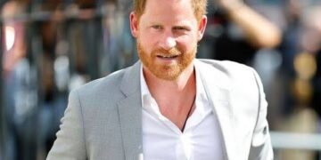 Music icon drops bombshell about Prince Harry’s carefully crafted image