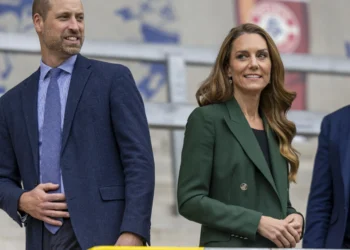 Prince William and Kate Middleton champion community work at Leeds Rhinos