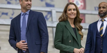 Prince William and Kate Middleton champion community work at Leeds Rhinos